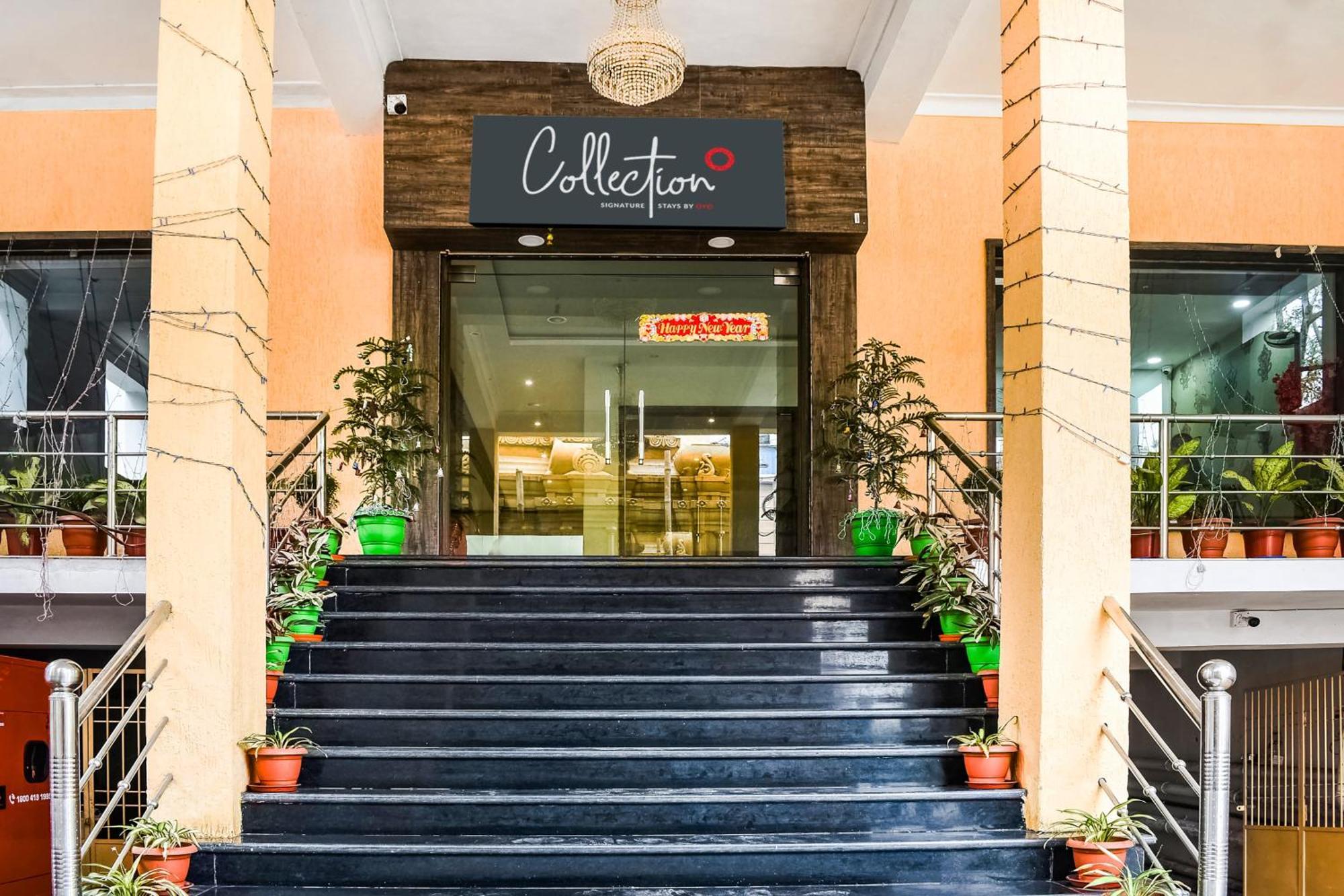 Capital O Jai Adisson Hotel Кътак Екстериор снимка